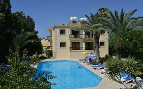 Odysseas & Eleni Hotel Apartments